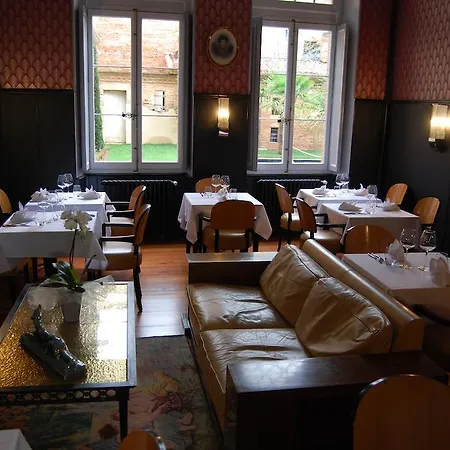 La Maison Des Lumieres Beaumont-de-Lomagne